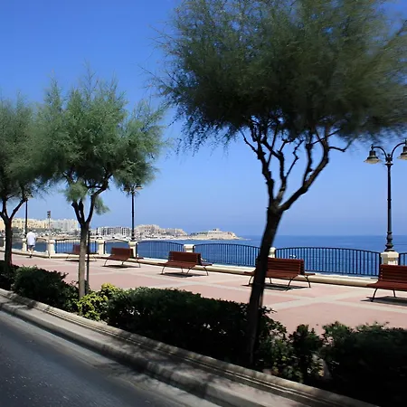 Upscale 2br By The Promenade Apartamento *