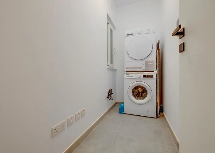 Apartment Upscale 2br By The Promenade *