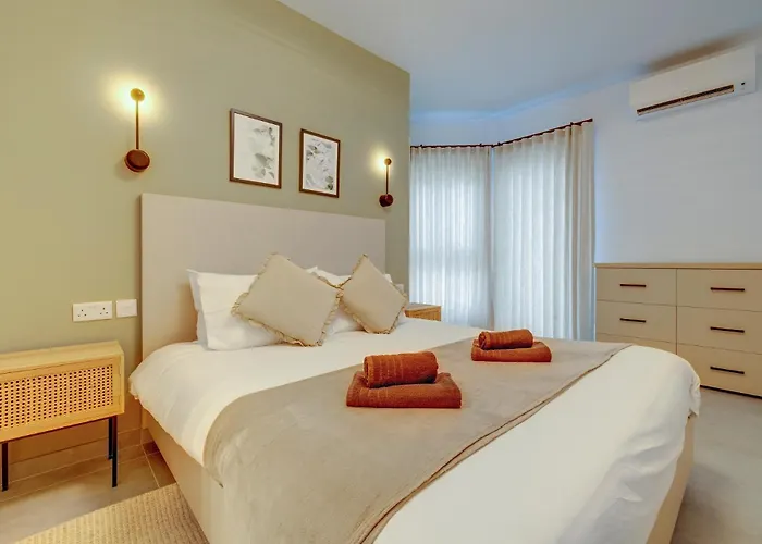 Apartment Upscale 2br By The Promenade *