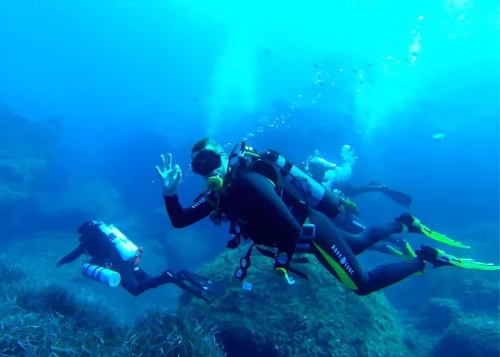 Upscale 2br By The Promenade Apartment