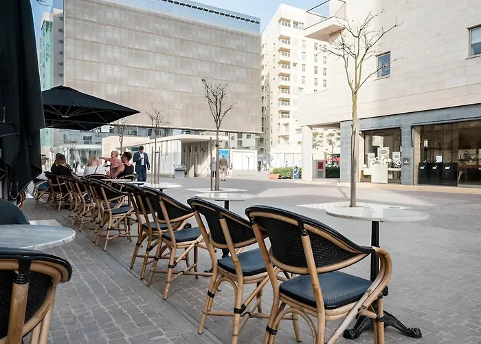 Upscale 2br By The Promenade * Sliema