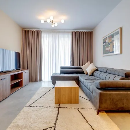 דירה Upscale 2br By The Promenade סליאמה