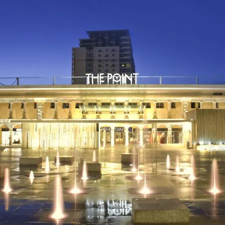 Upscale 2br By The Promenade *